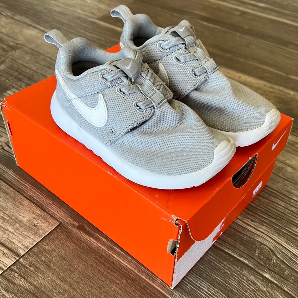 Kids Nike shoes